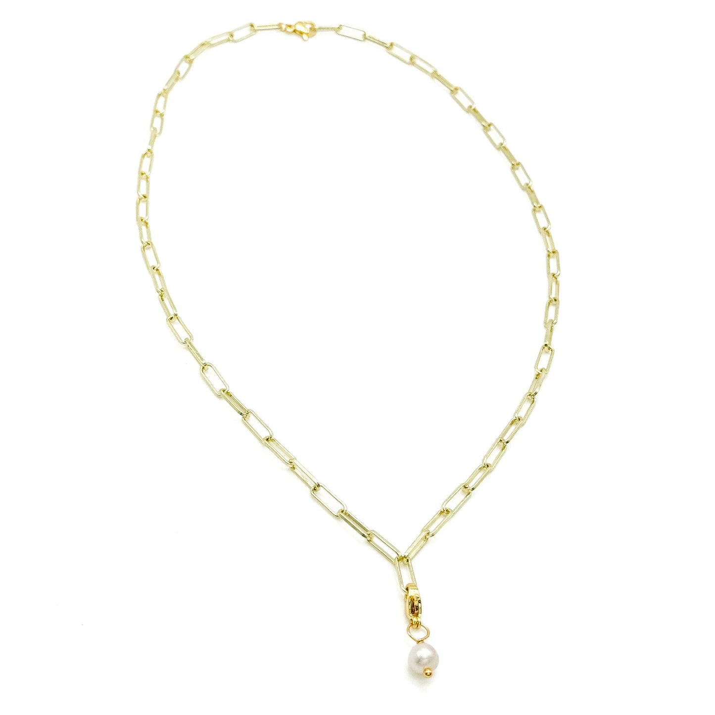 Charming gold necklace