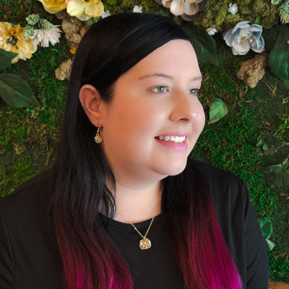 Rosette gold earrings